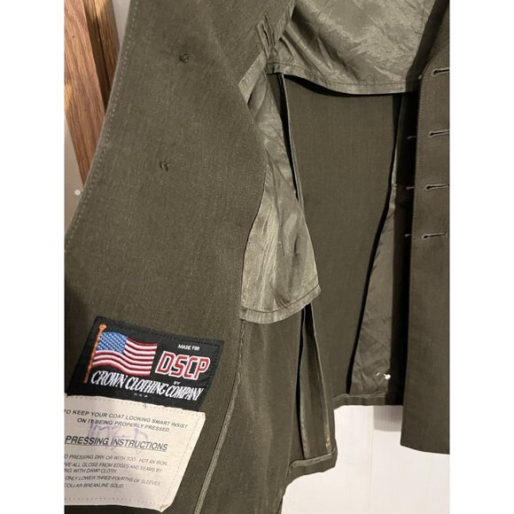 Men’s Military Jacket 37S Crown Clothing DSCP USA Made with Patches SEE ALL - Picture 15 of 16